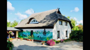 Zur Alten Boddenfischerei Ferienwohnung HeideZauber, Saal